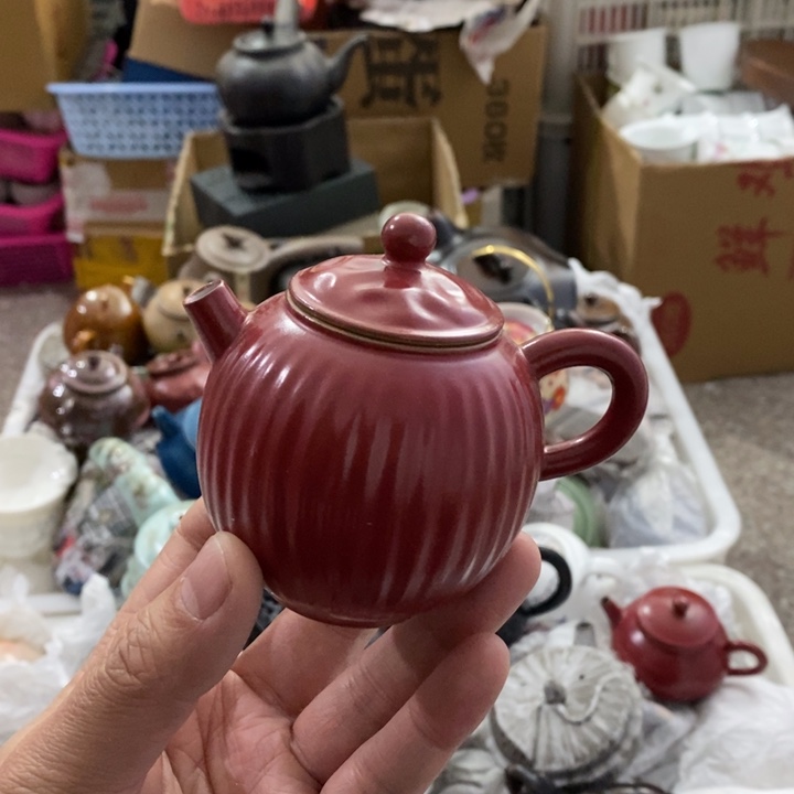 陶瓷艺术品及陶瓷壶