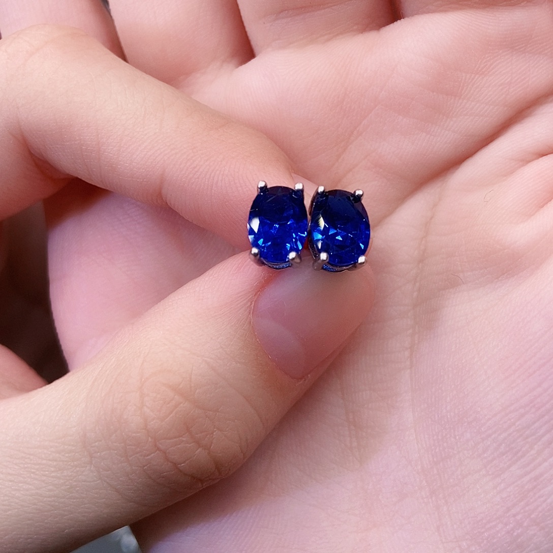 蓝宝石银S925镶嵌耳饰