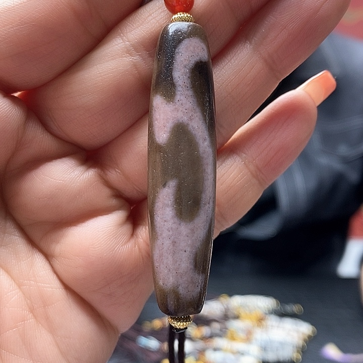 玛瑙/玉髓颈饰合金