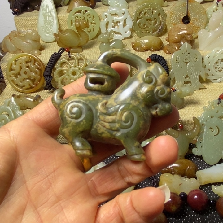 和田玉挂件未镶嵌