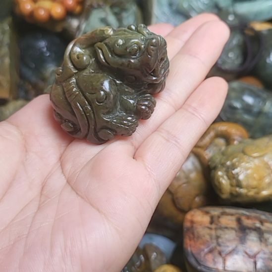 岫岩河磨玉（透闪石质玉）未镶嵌挂件