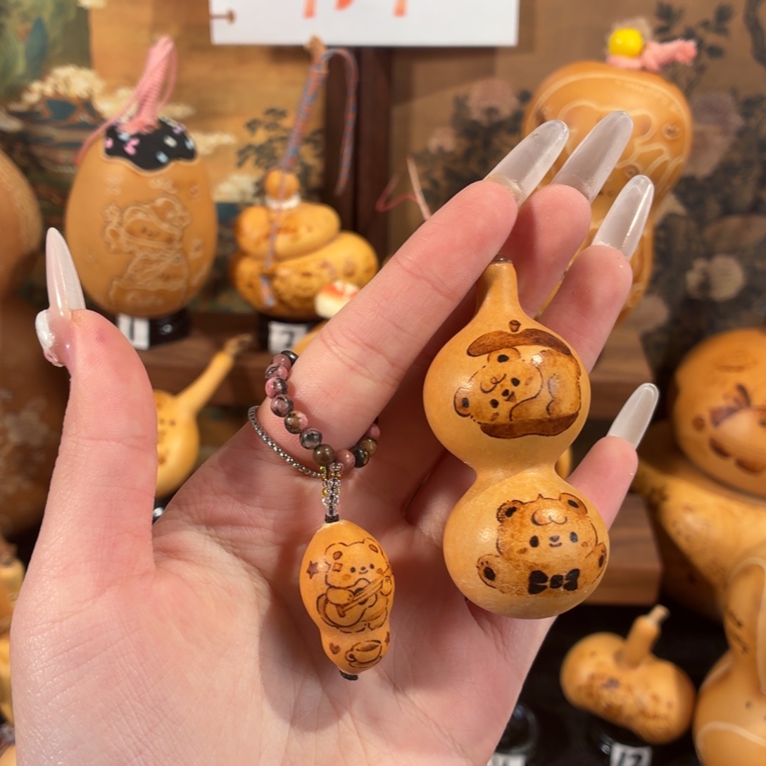 乐***园大叶紫檀（黑酸枝木类）