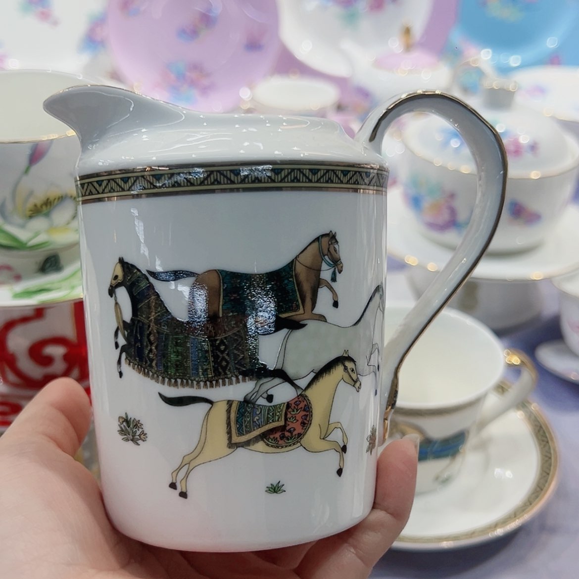 【闪购商品】骨瓷奶壶