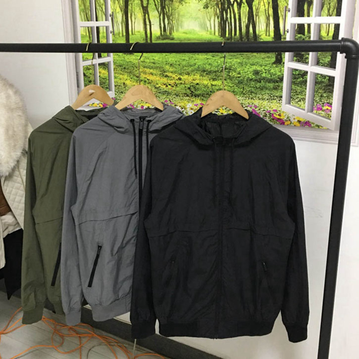 25185春秋男装休闲夹克男款连帽运动开衫有加大码