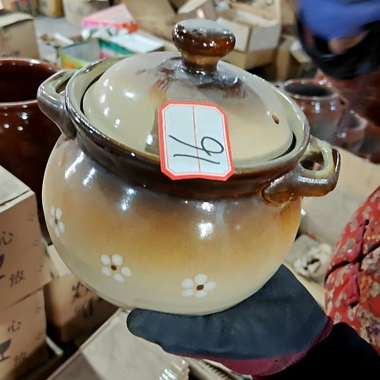 瓷片陶瓷盘子碗啥都有