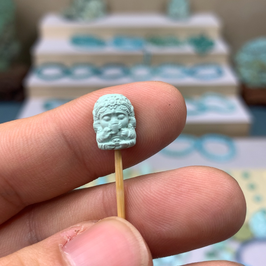 绿松石配饰未镶嵌