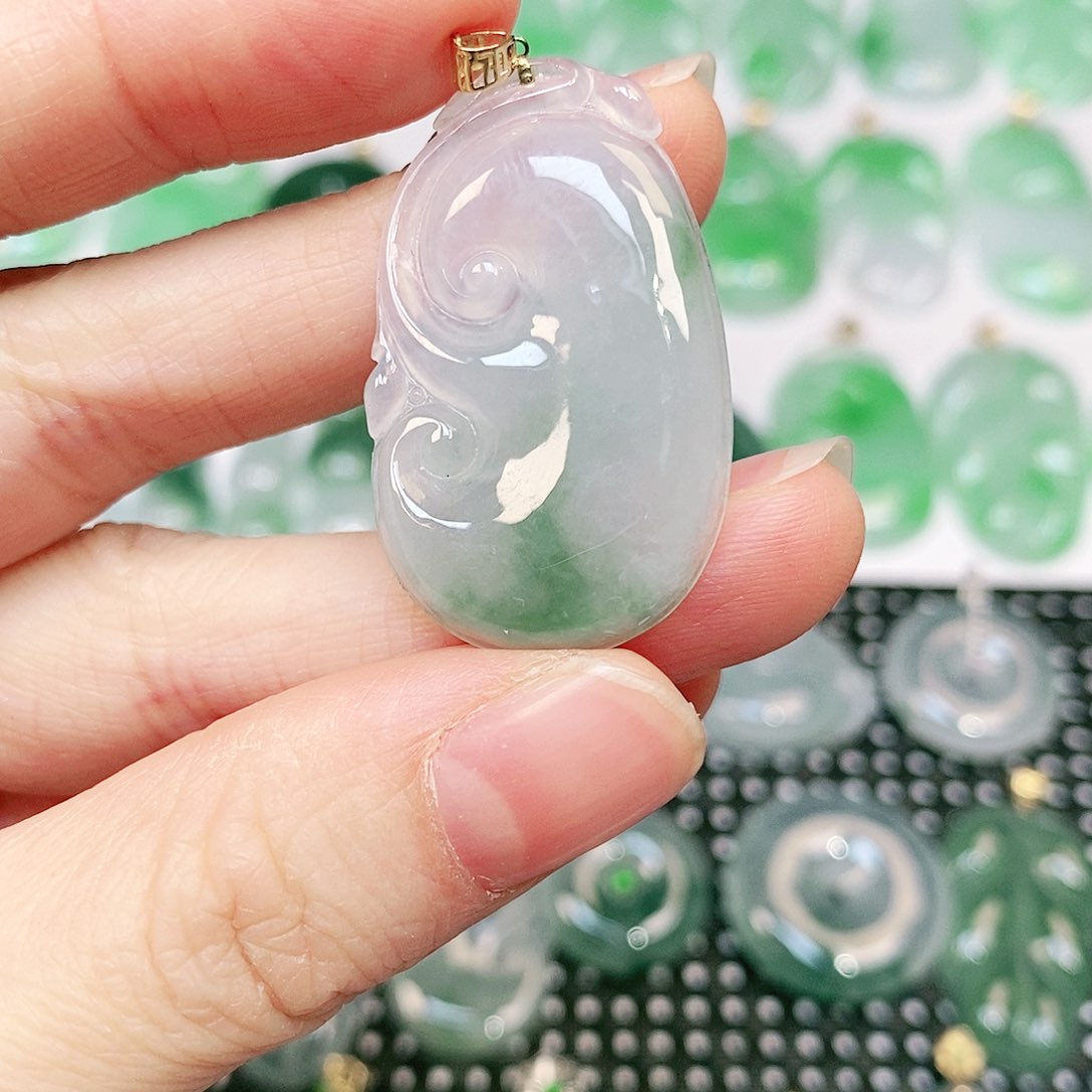 翡翠吊坠(不含链)18K金镶嵌