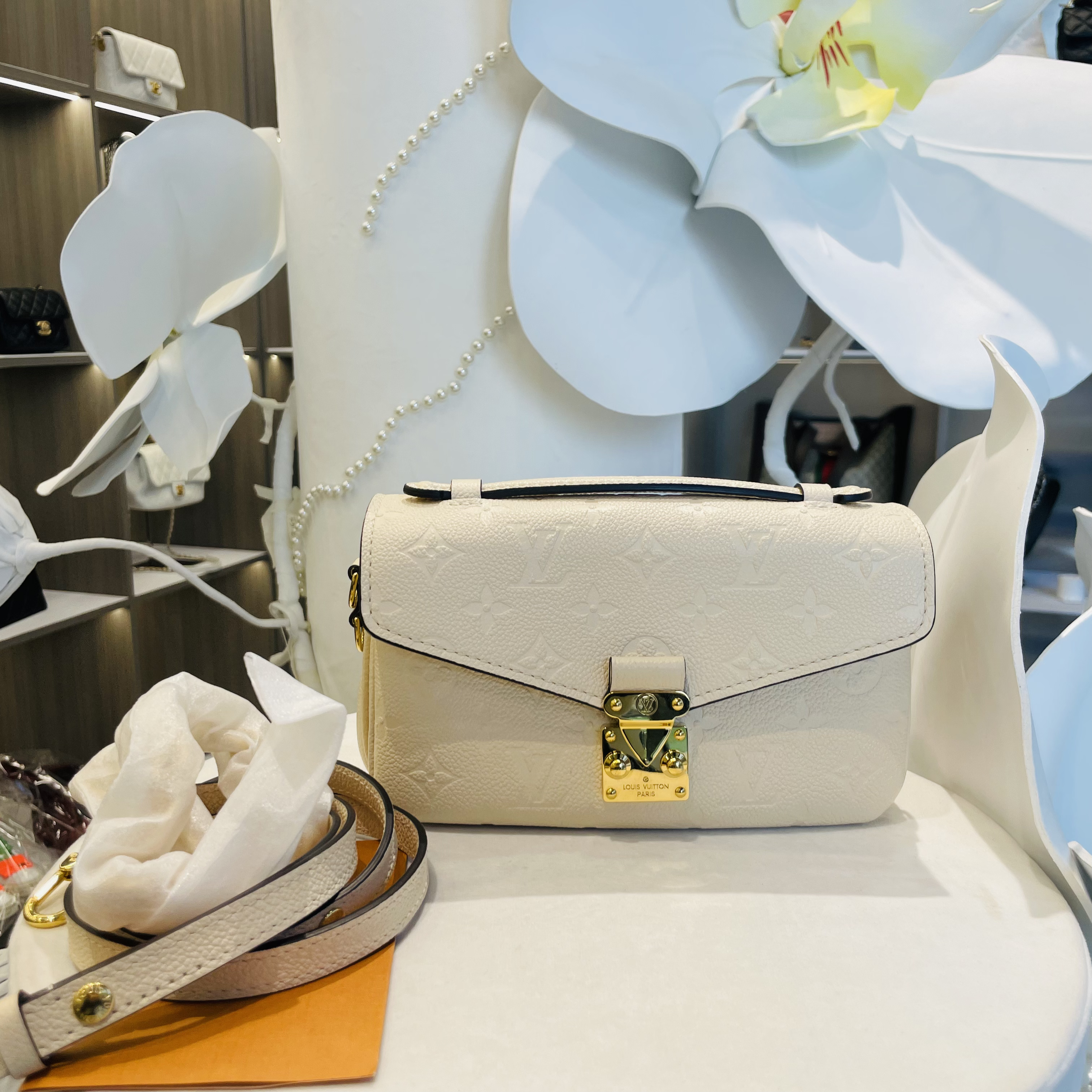99新 LouisVuitton/路易威登 lv 小邮差，白色全皮，芯片款