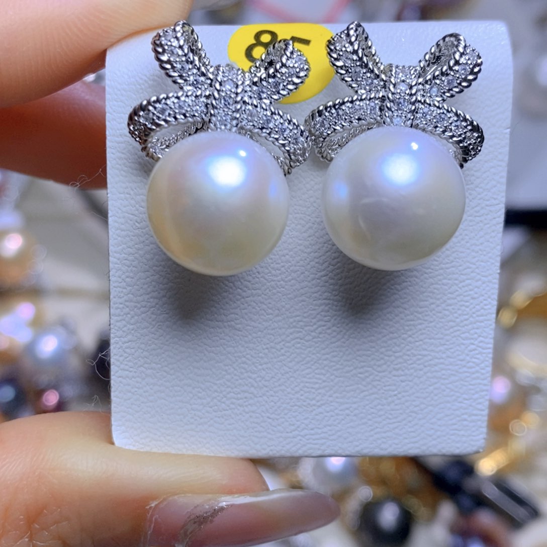 未镶嵌淡水珍珠吊坠