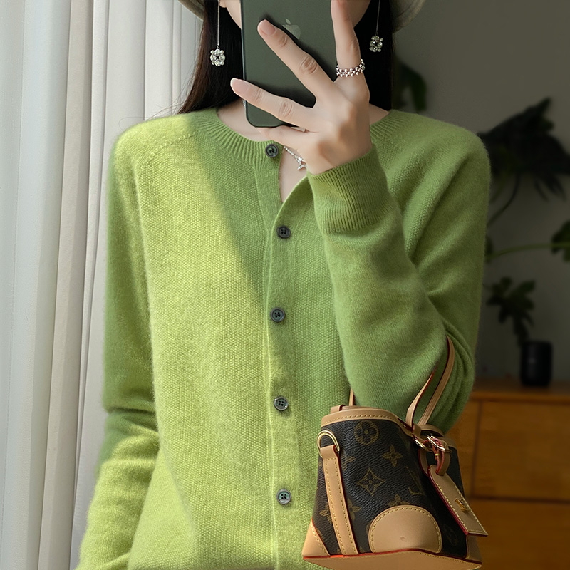 【一线成衣无拼接】商场新款超细羊毛衫女圆领宽松气质显瘦纯色开衫