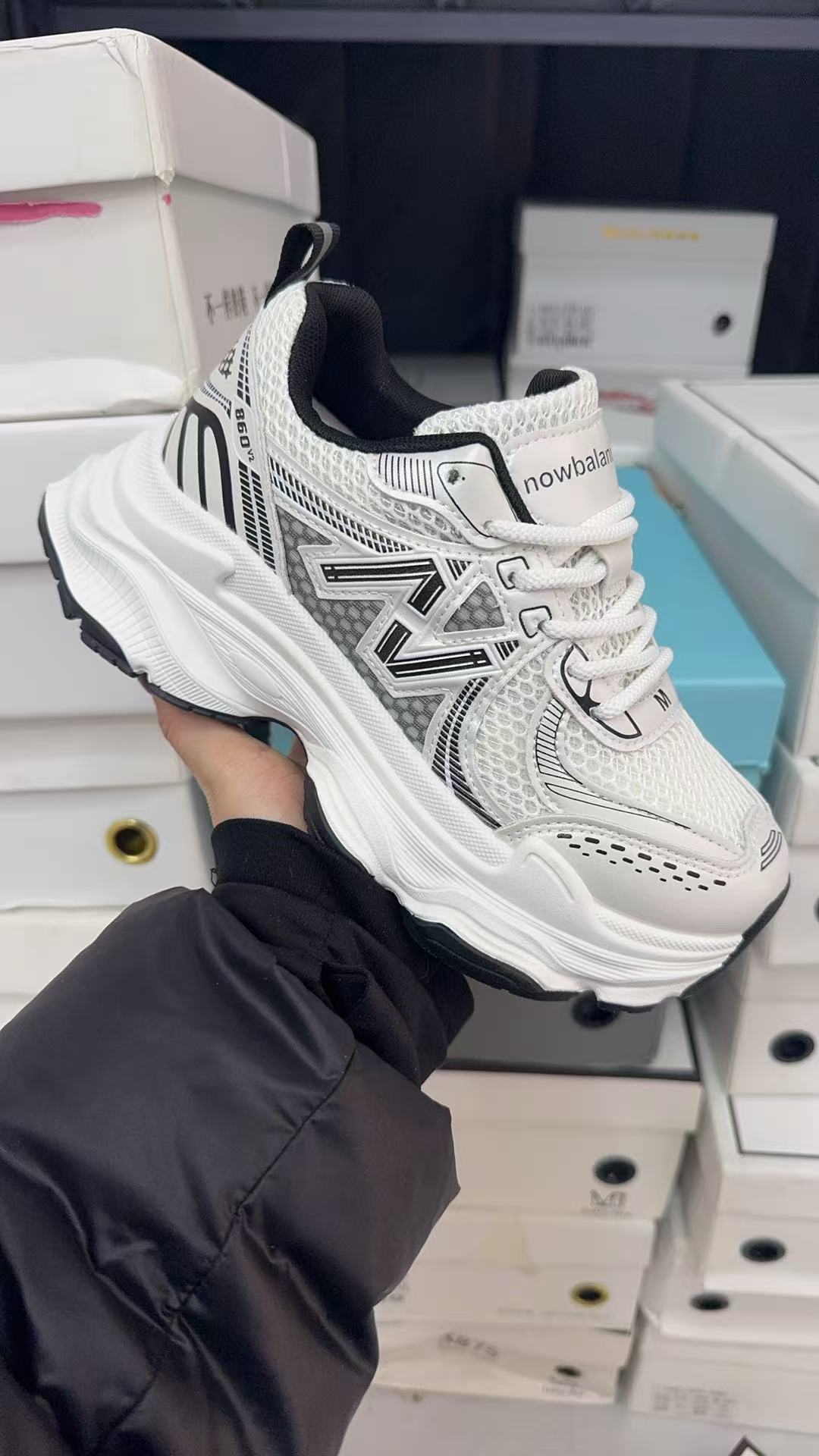 A444 时尚女鞋冬季情侣老爹鞋厚底跑鞋