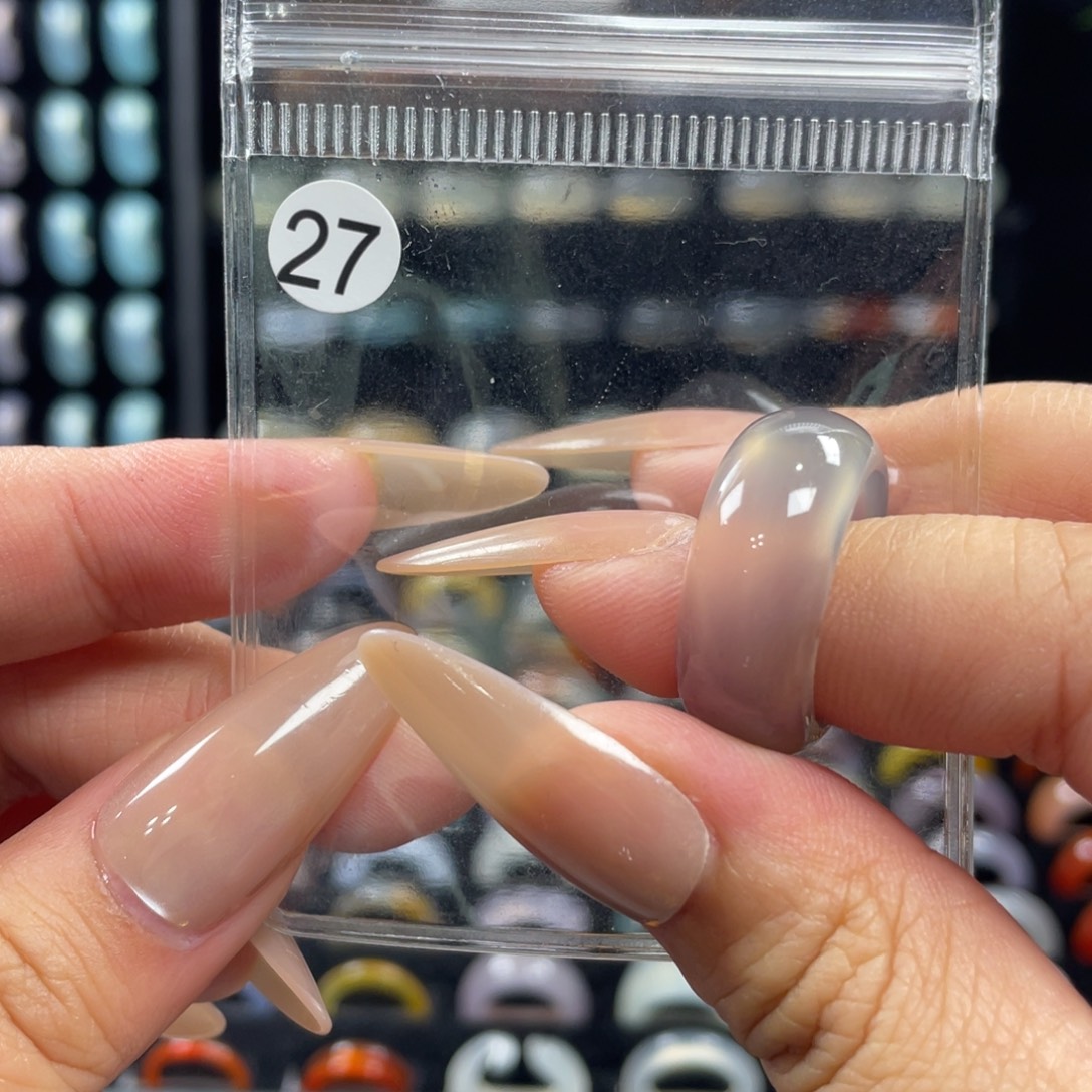 玛瑙/玉髓未镶嵌戒指27号港码18直径18.3（非质量问题.不退不换）