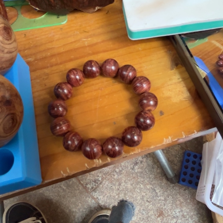 颗***黄花梨/降香黄檀把件