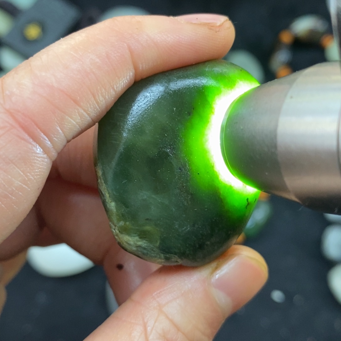 未镶嵌和田玉挂件