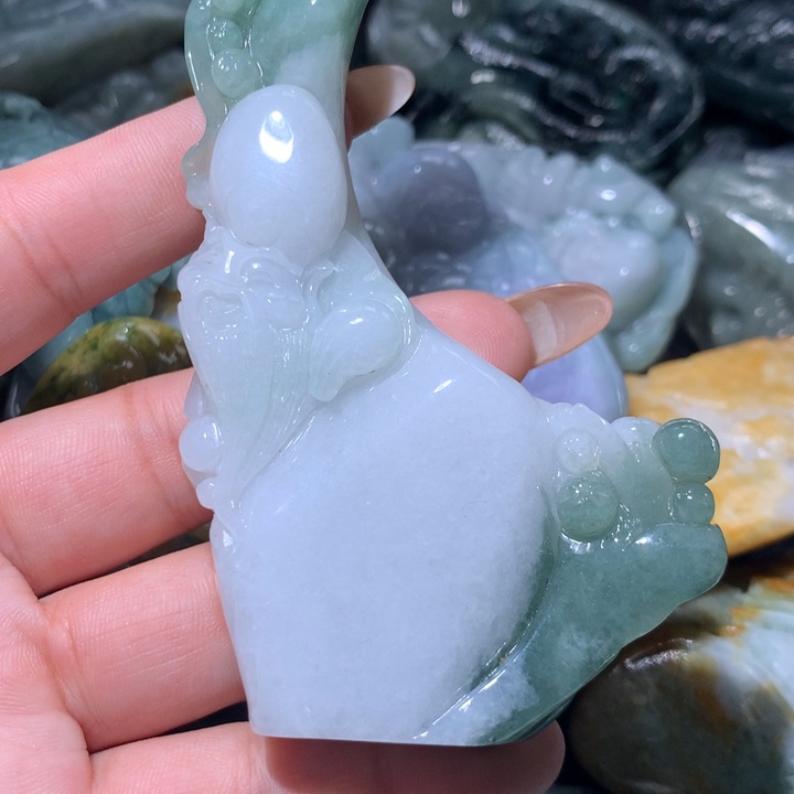 翡翠未镶嵌颈饰保真天然A货翡翠