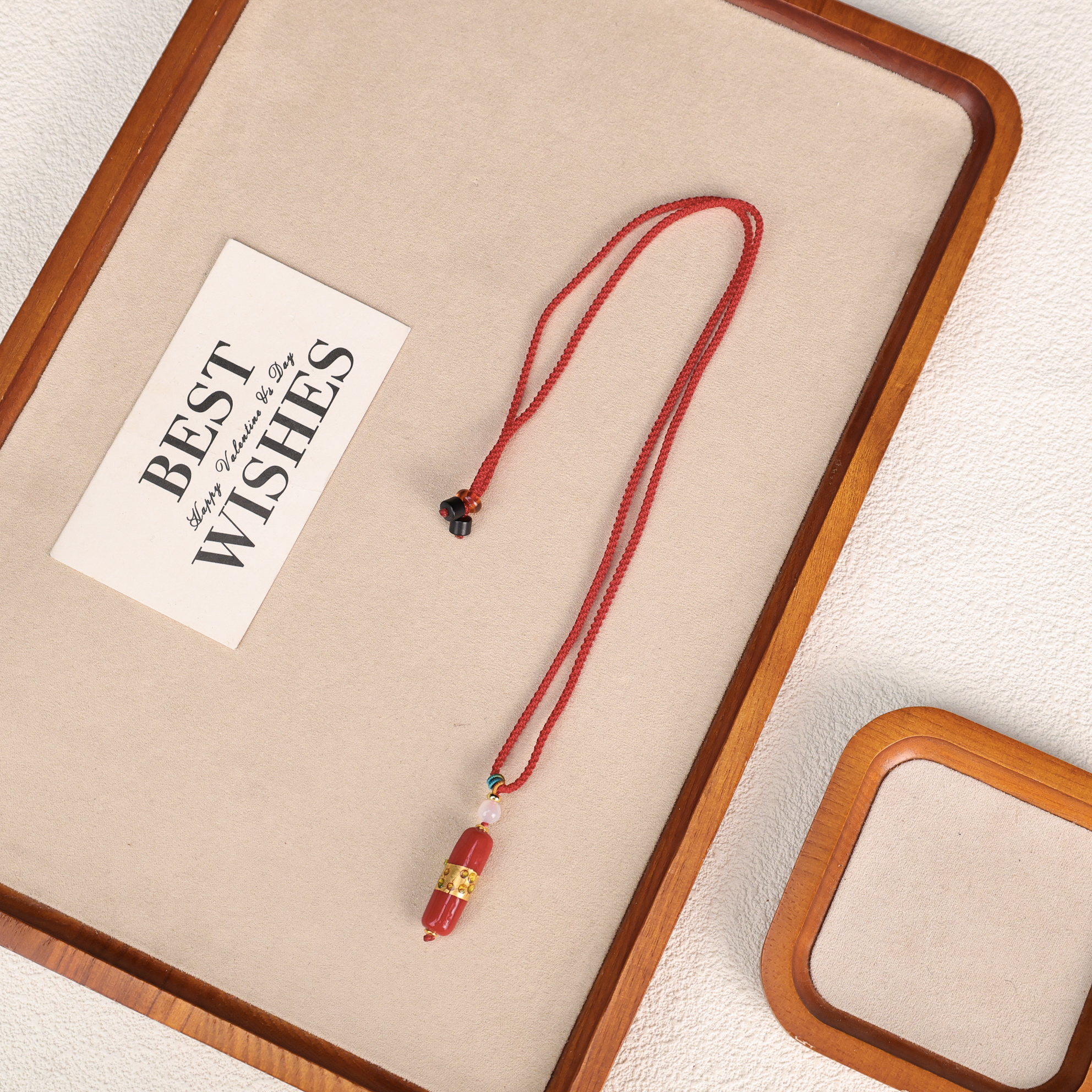 LZ5060 红色金箔圆柱单颗珠红绳琉璃项链