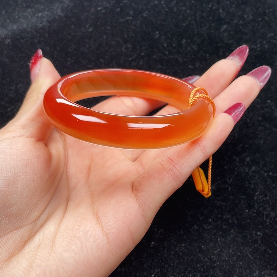 玛瑙/玉髓手镯未镶嵌格**滋