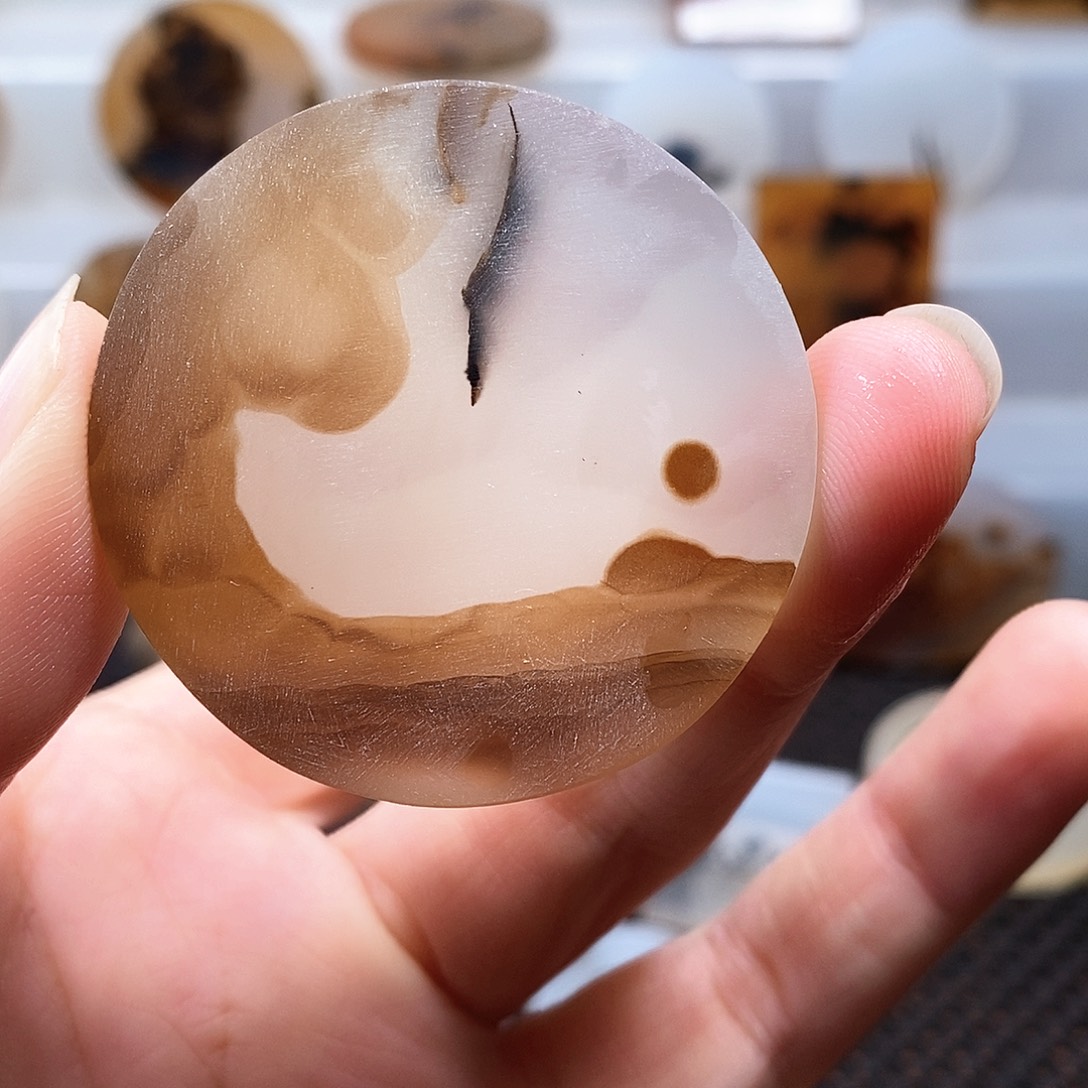 用***6玛瑙/玉髓合金珠宝奇石