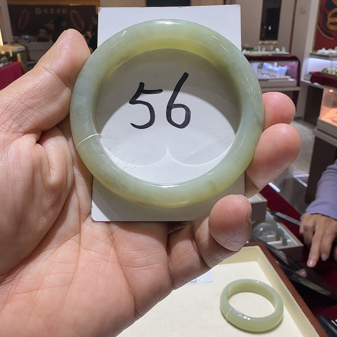 和田玉未镶嵌手镯926