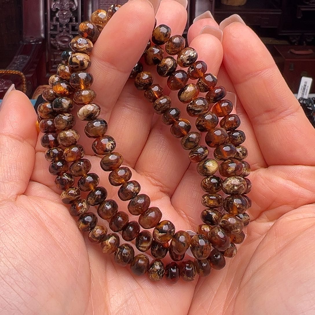 琥珀裸石未镶嵌抚顺琥珀20095。7m m