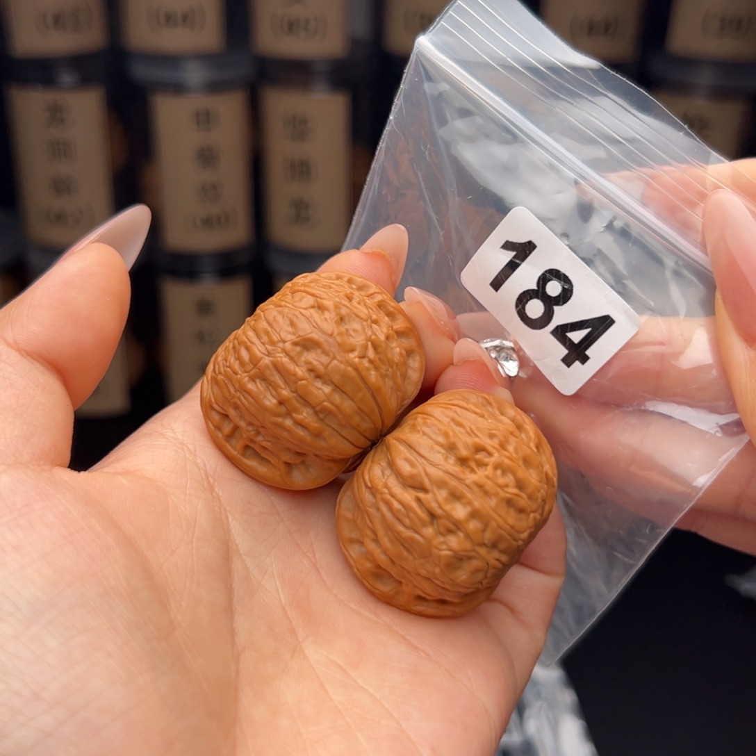 文玩核桃吊坠铁锤40