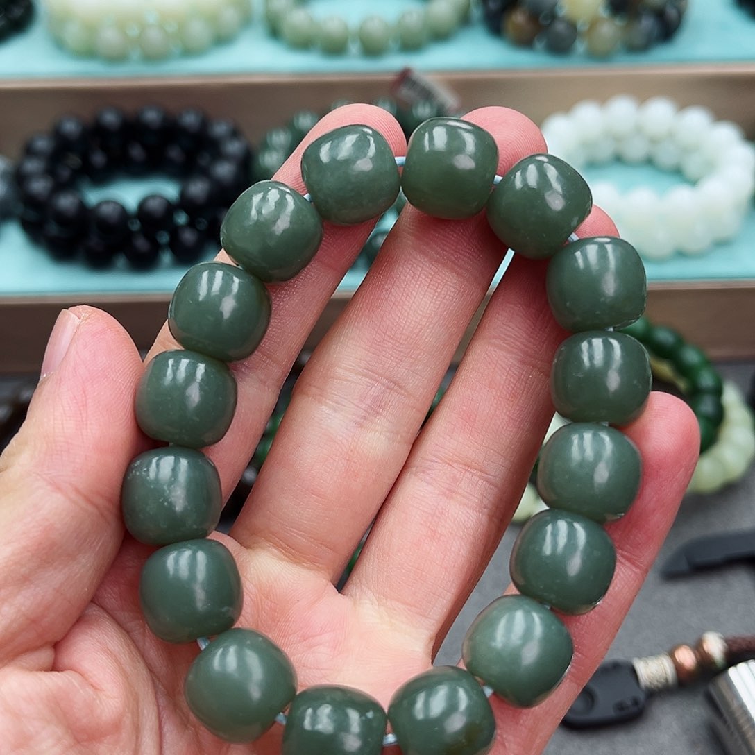 和田玉手链未镶嵌