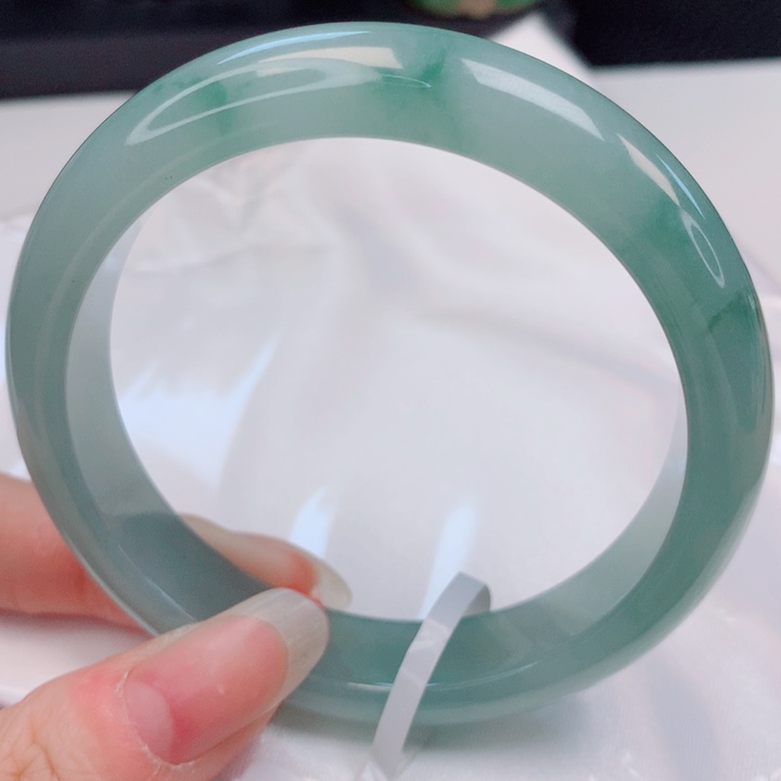 未镶嵌手镯翡翠57圈