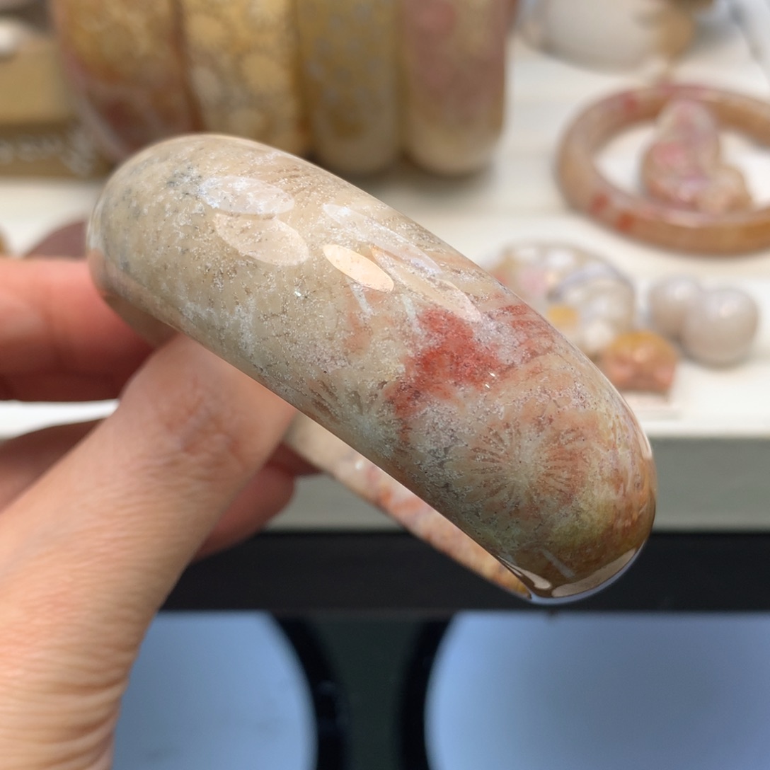 硅化珊瑚（珊瑚玉）手镯未镶嵌56.2口