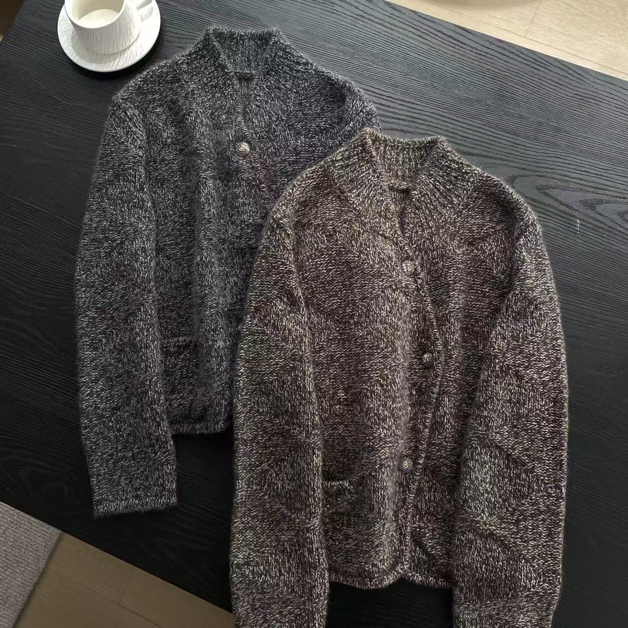 yuhee “曼切斯特” 高品质慵懒绵羊毛花纱金丝线毛衣开衫1202-12