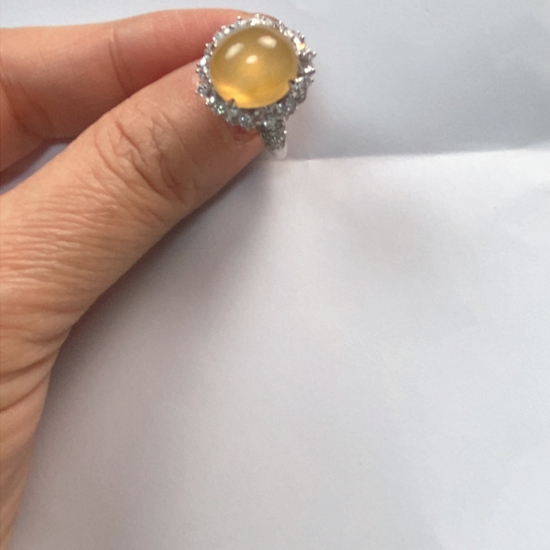 翡翠戒指未镶嵌娜娜