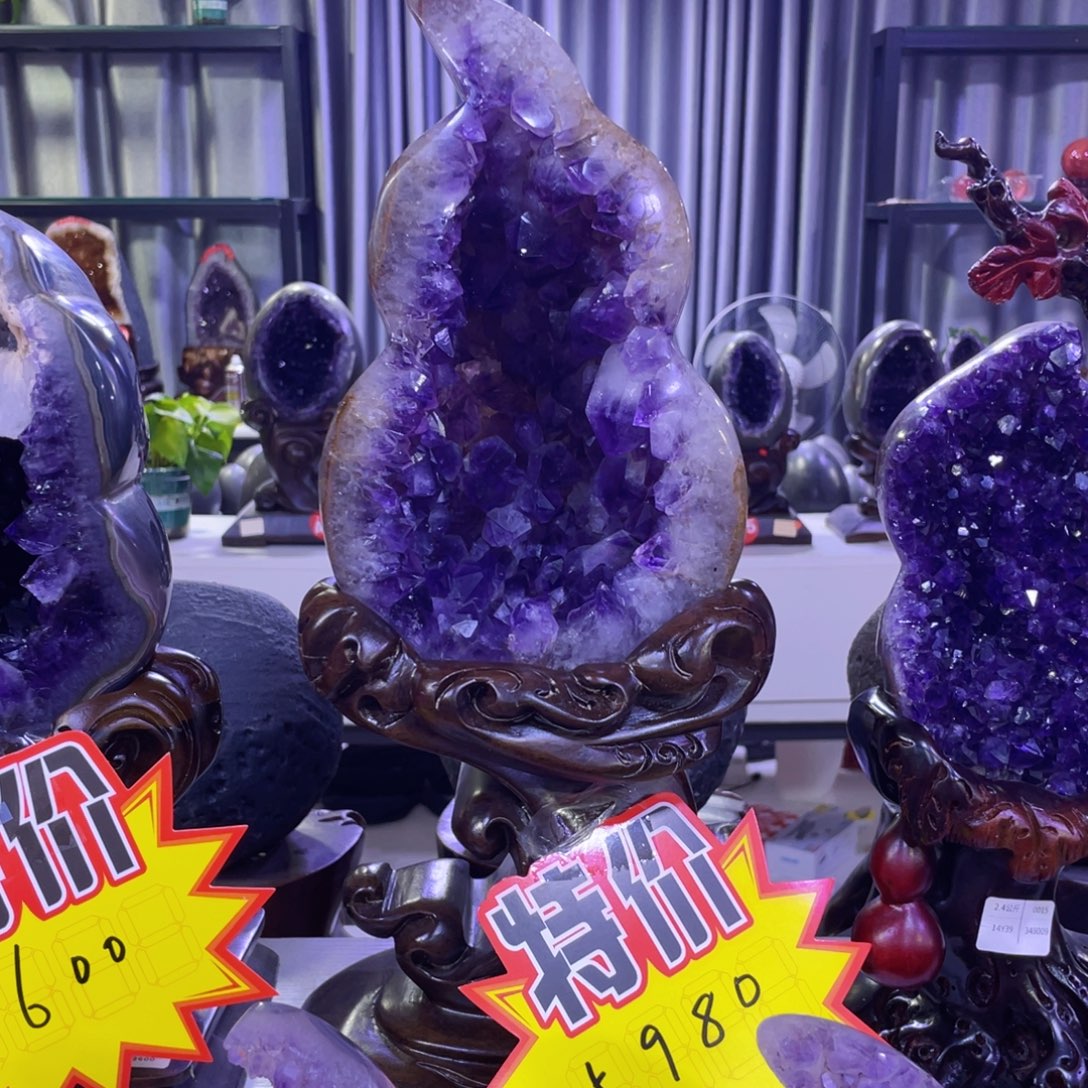 乌拉圭紫水晶摆件