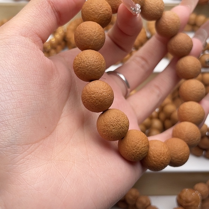 梁***猴头核桃吊坠二等橘子皮13+微瑕款