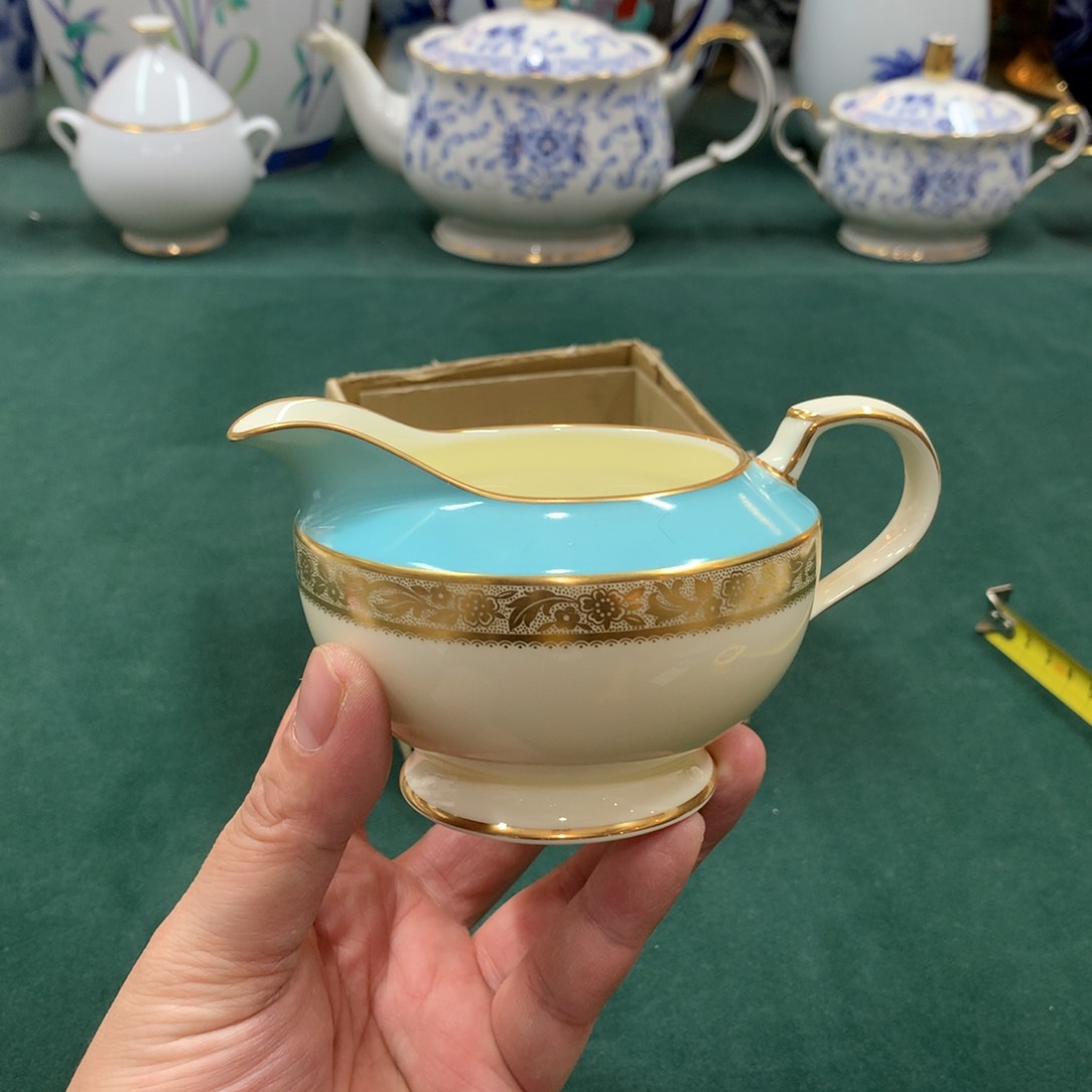 摆件全是大漂亮瓷器啊美美哒