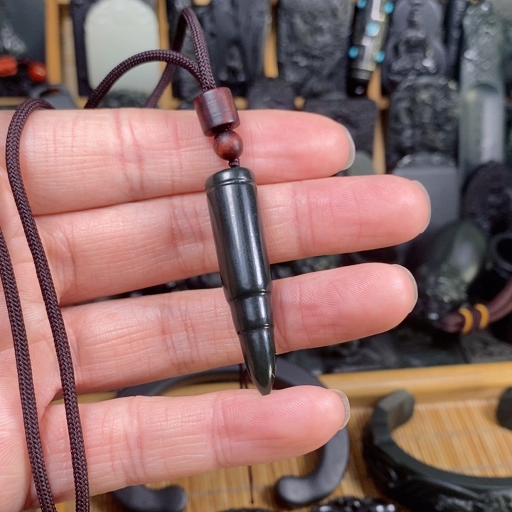 和田玉（青玉）颈饰未镶嵌