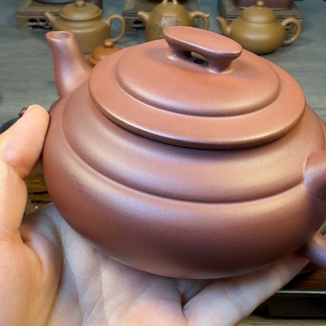 紫砂茶壶上**水原产地原矿原矿原矿原产地