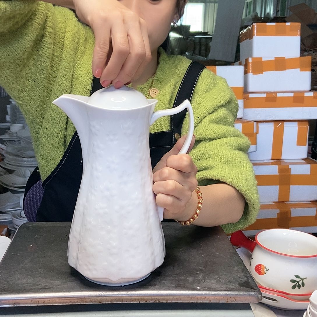 【闪购商品】碟樱花水壶工厂库存微瑕产品