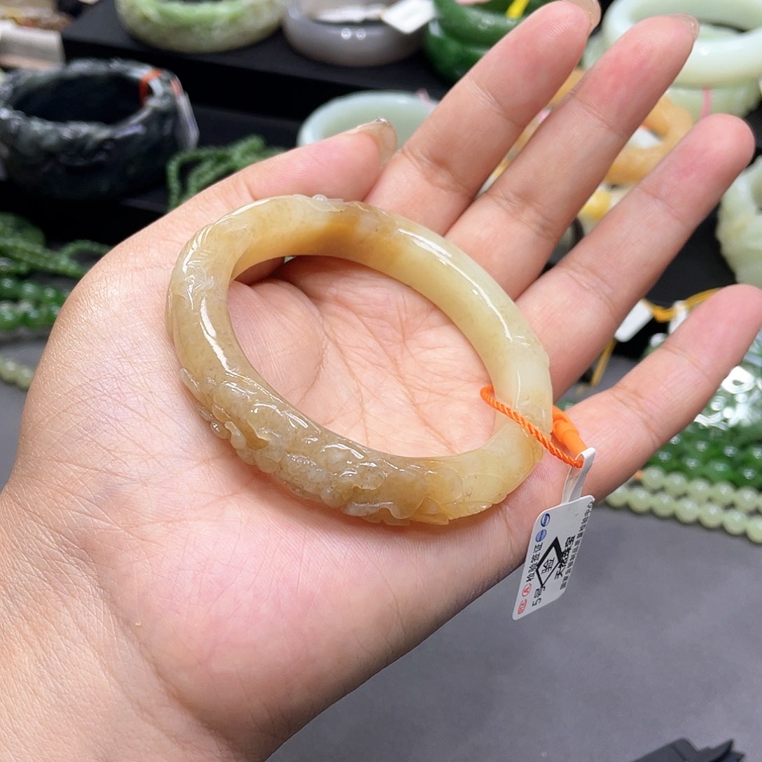 和田玉未镶嵌手镯56圈口33