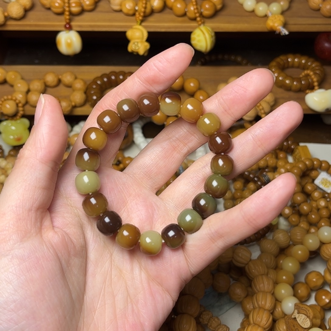 雨***潇木质非金属天然猴头