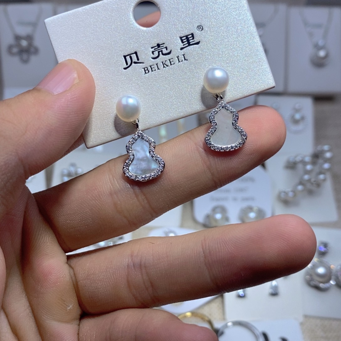 未镶嵌耳饰淡水珍珠