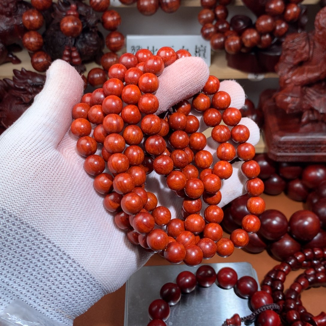 龙***堂染料紫檀（血檀）1.0×108顶泥鸡血红-