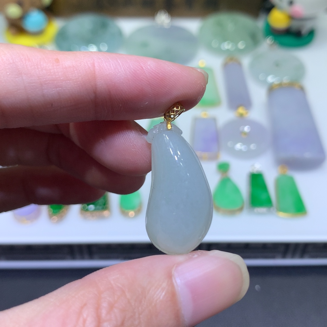 翡翠18K金镶嵌吊坠(不含链)