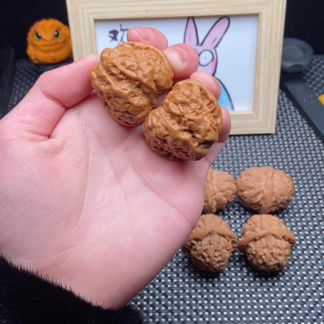 吸**质核桃手把件40蛤蟆