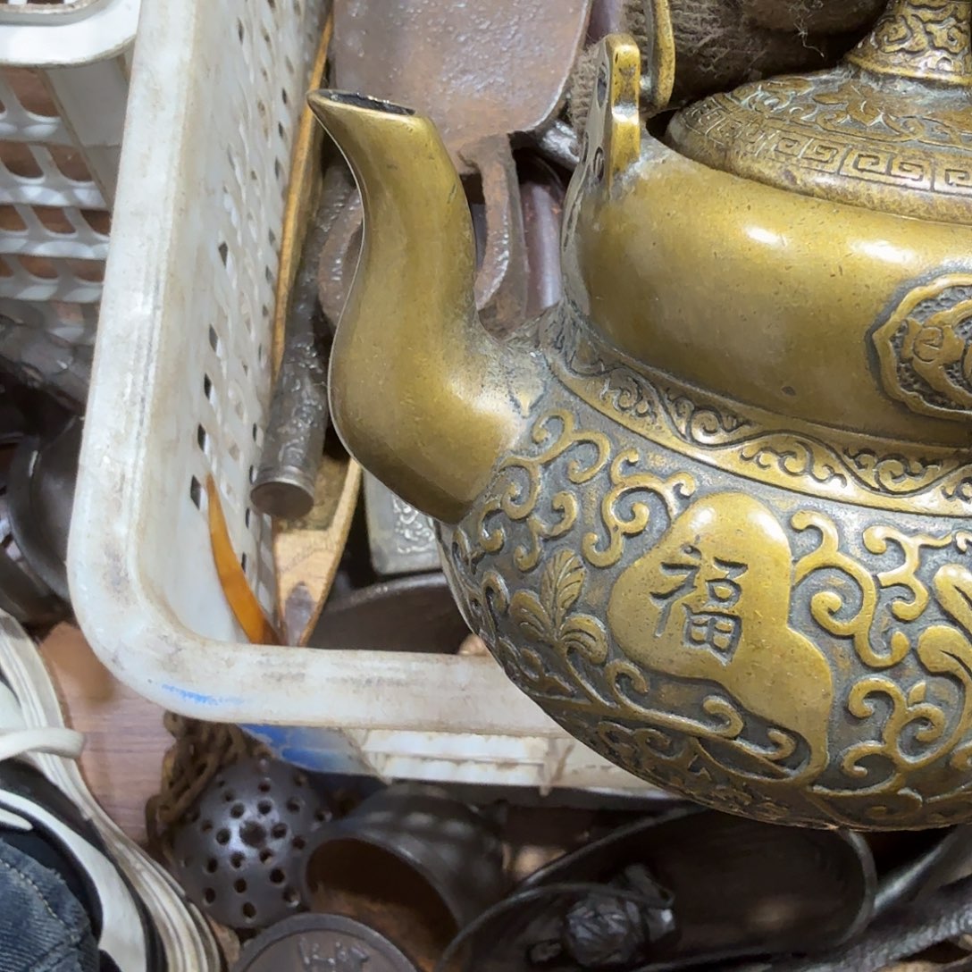 歪***吻一物一图，工艺品。