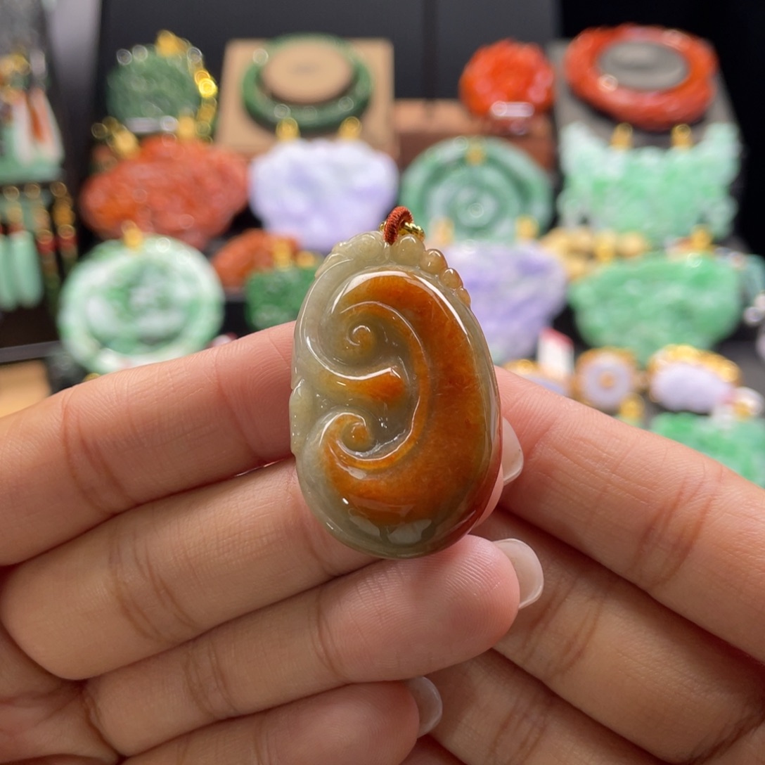 翡翠颈饰未镶嵌代编织