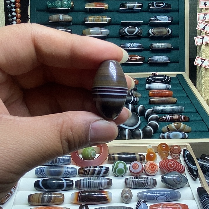 玛瑙/玉髓未镶嵌颈饰