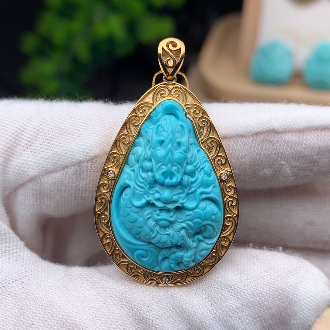 绿松石珠宝奇石18K金镶嵌