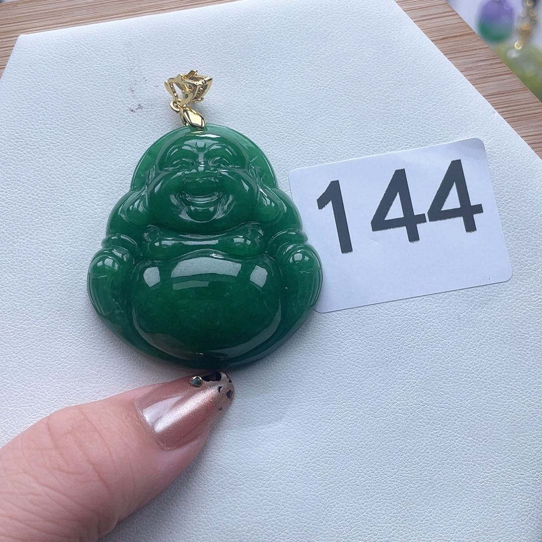 翡翠吊坠(赠链)未镶嵌