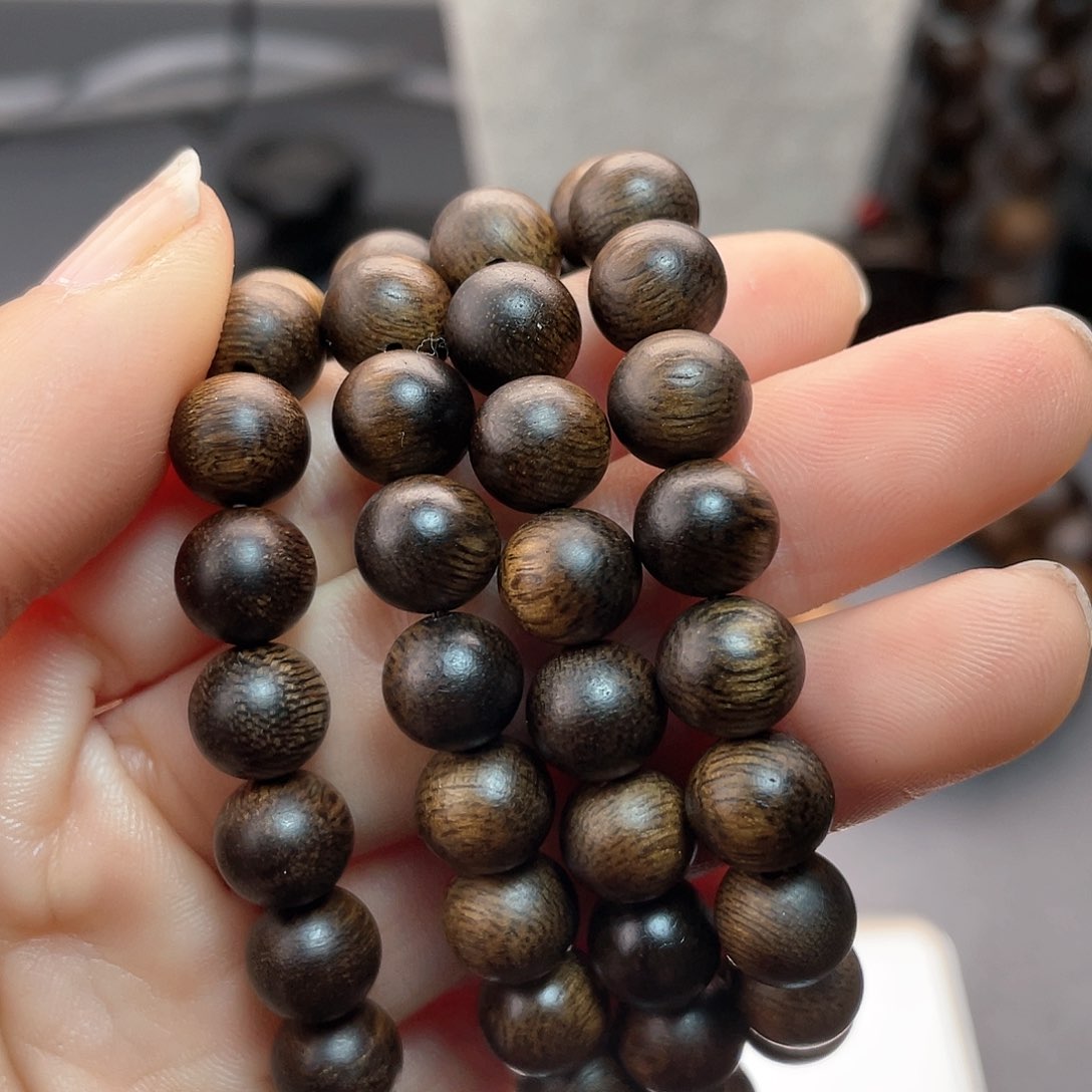 沉香手串I****香富森红土瘤疤