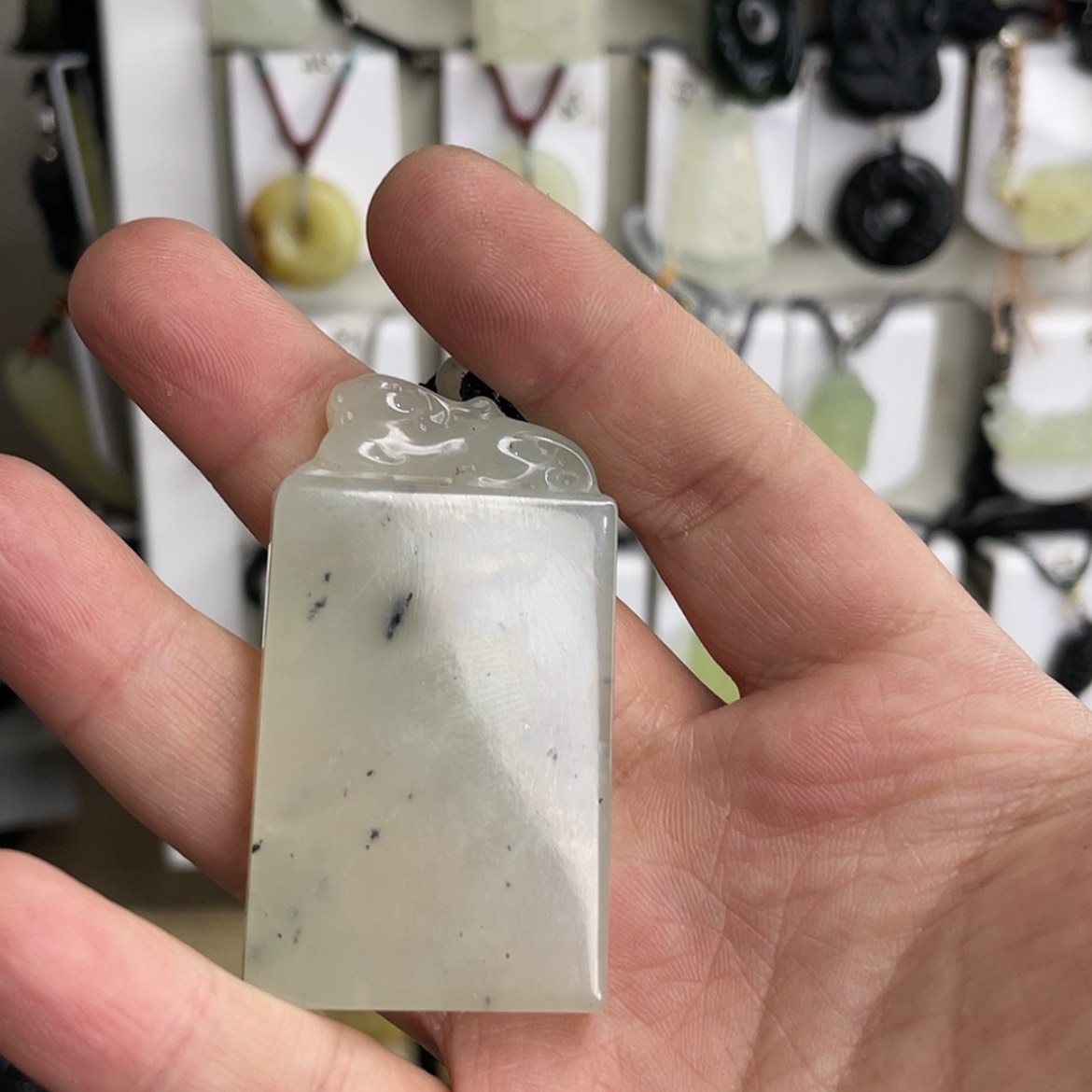 【闪购商品】岫玉颈饰未镶嵌无事牌