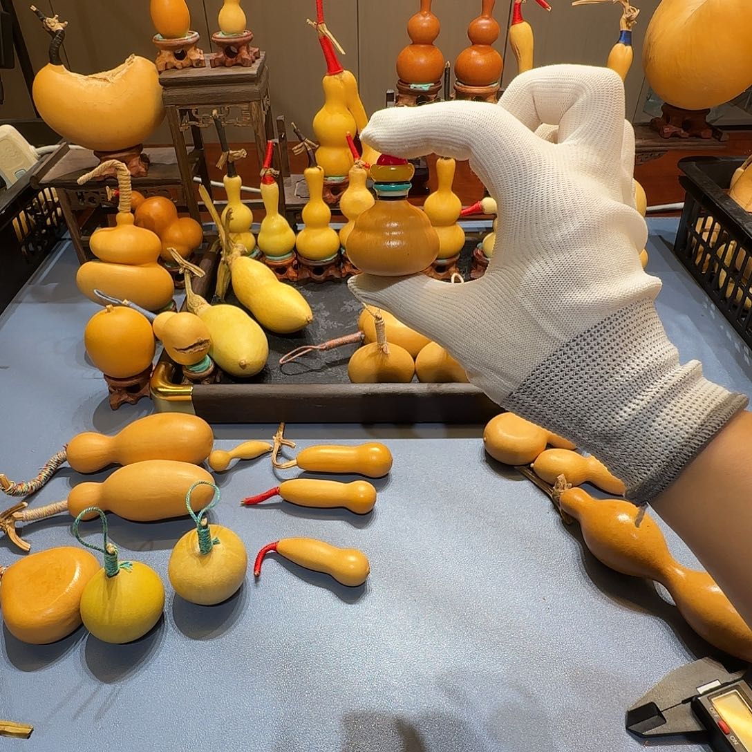 弘***毅大叶紫檀（黑酸枝木类）